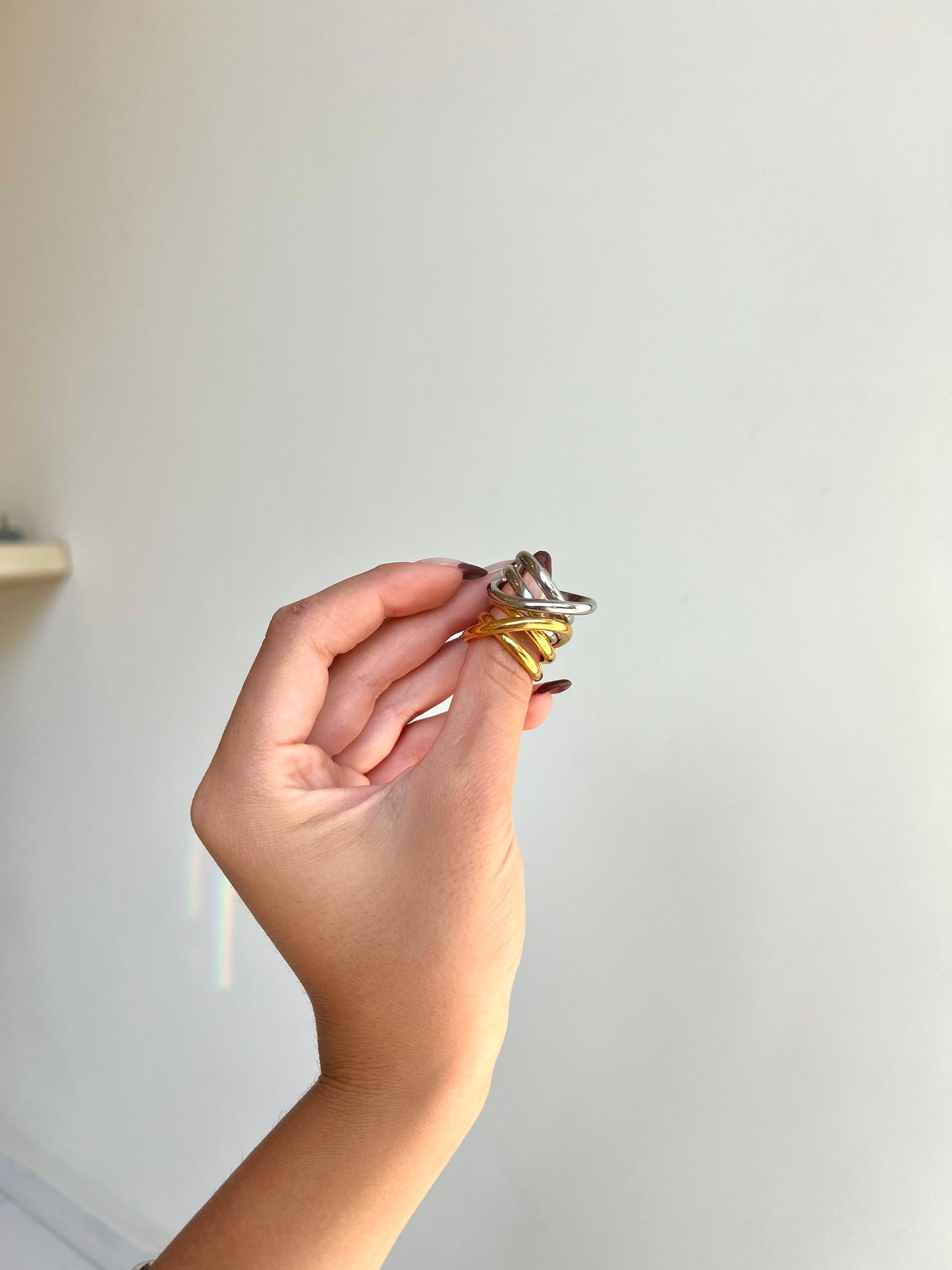Crisscross chunky ring