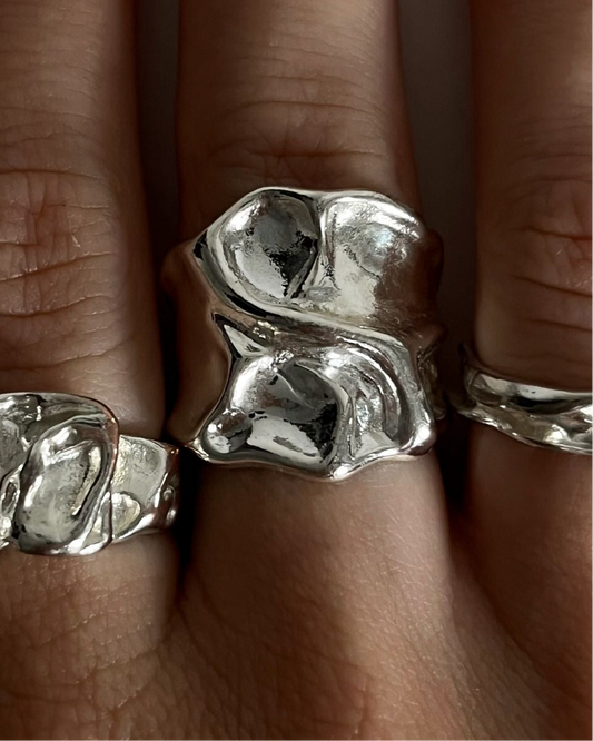 Wrinkled ring