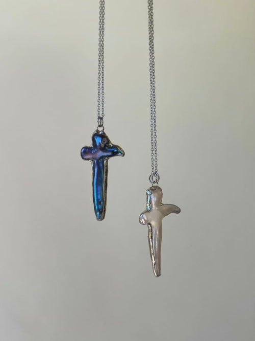 Baroque Cross Pearl