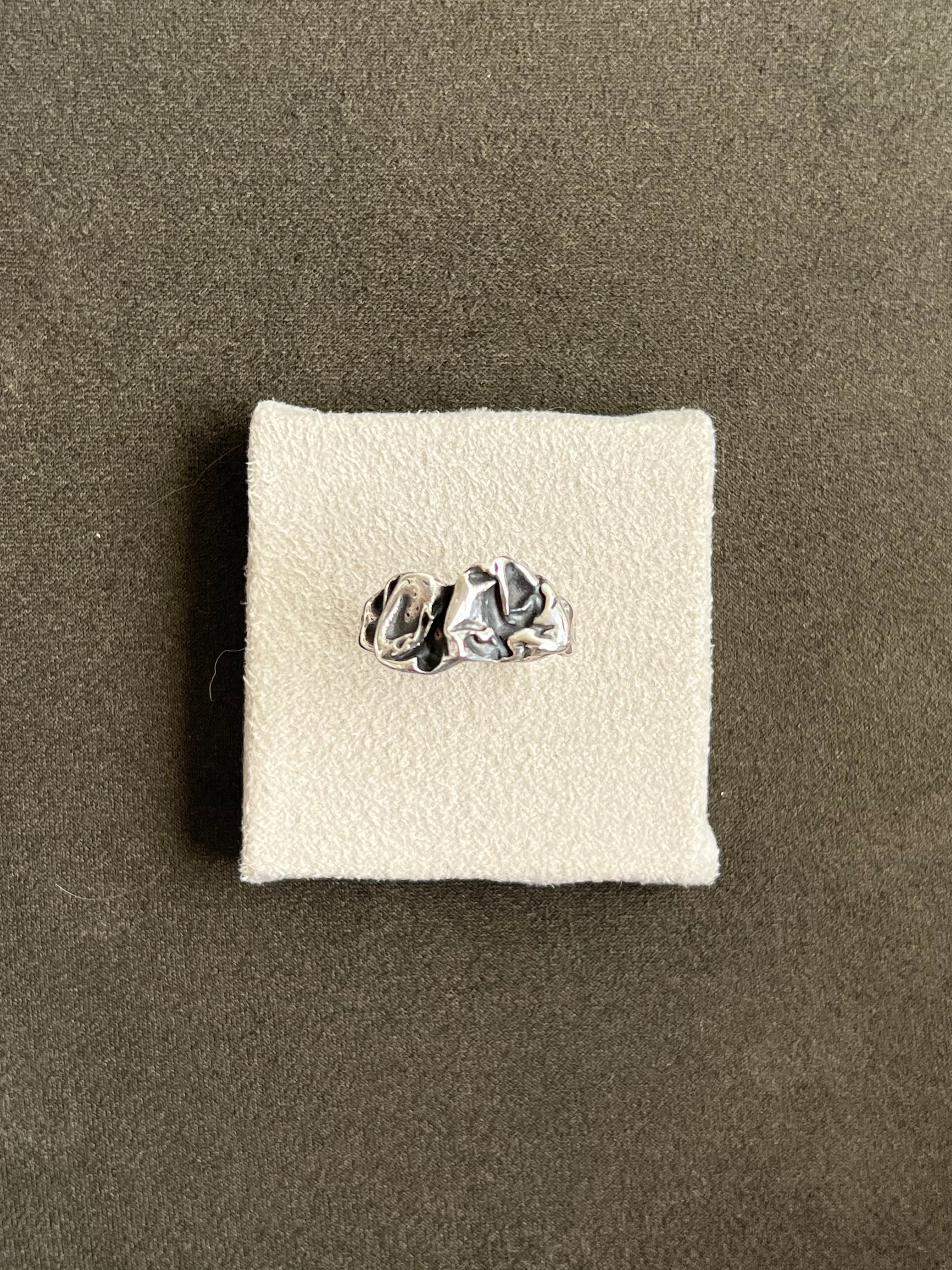 Wrinkled Oxidized